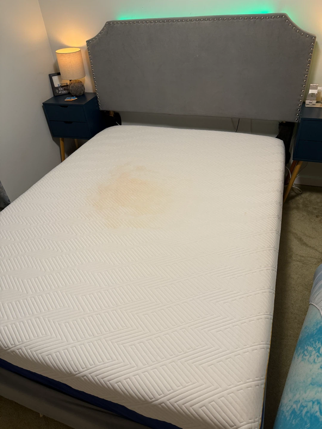 Full size mattress and frame - photo 2