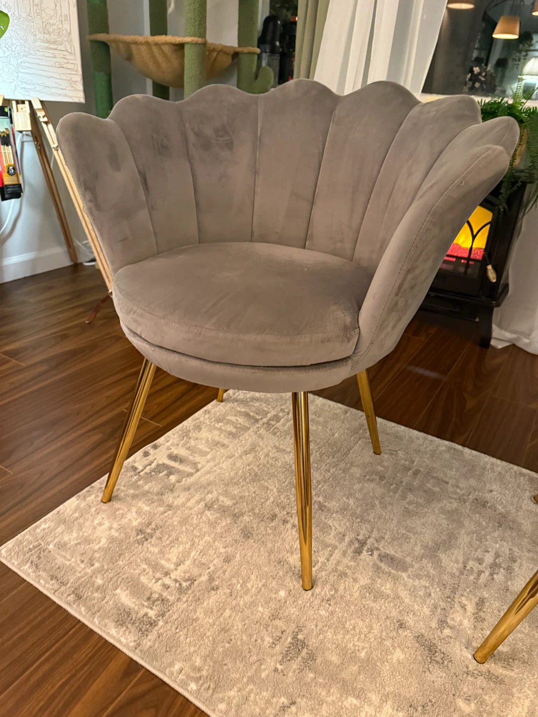 Set of 2 Grey Velvet Scalloped Accent Chairs - photo 2