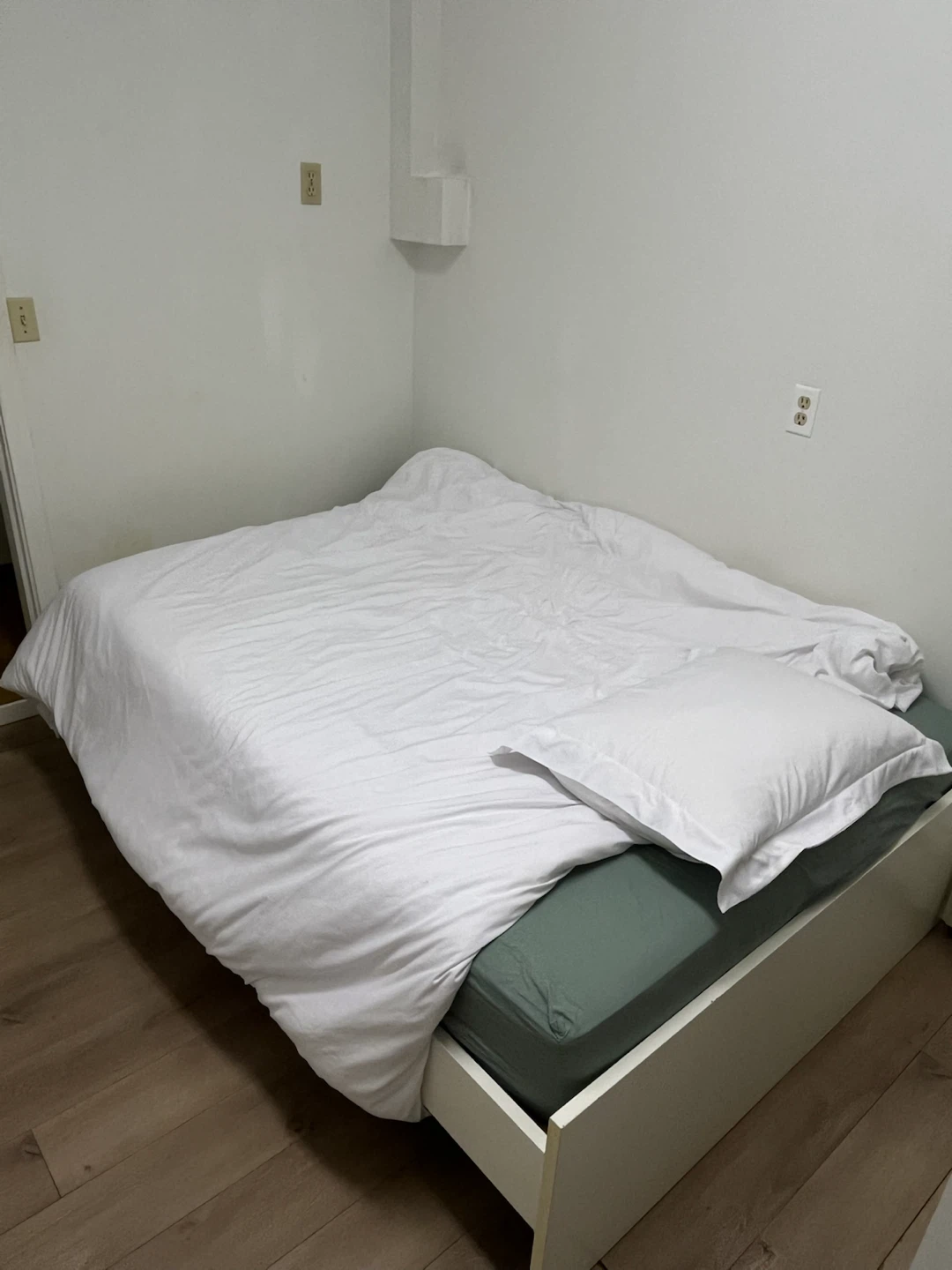 White Bed Frame & mattress (queen size) - photo 3