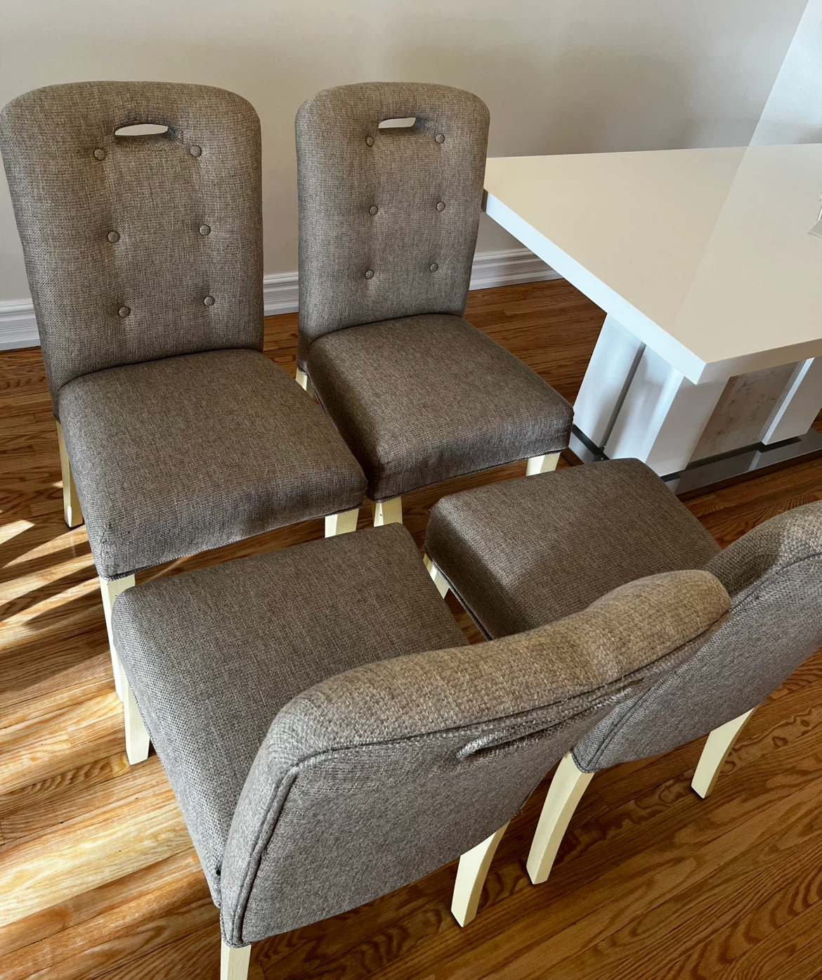 Set of 4 upholstered dining chairs