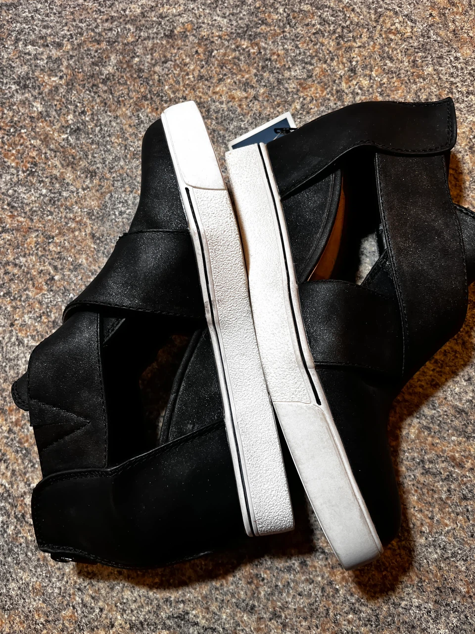SGR-GUNGHO Black Wedge Sneakers Size 8M - photo 5