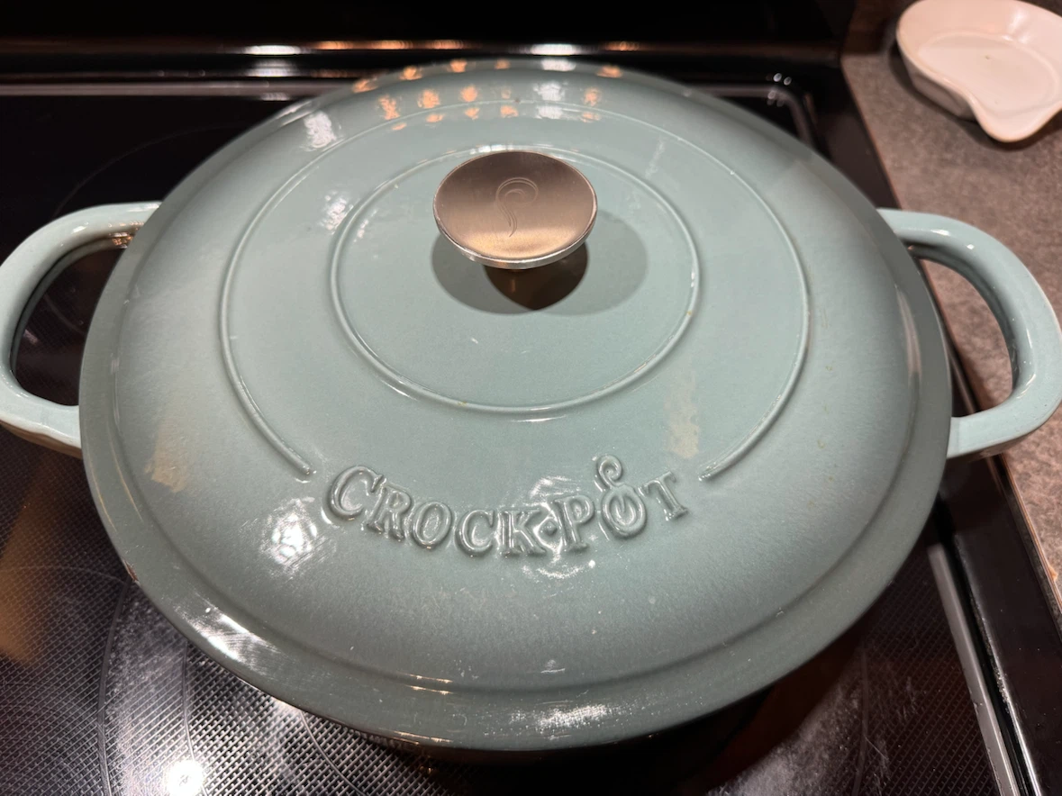 Crock-Pot Enameled Cast Iron Dutch Oven - photo 2