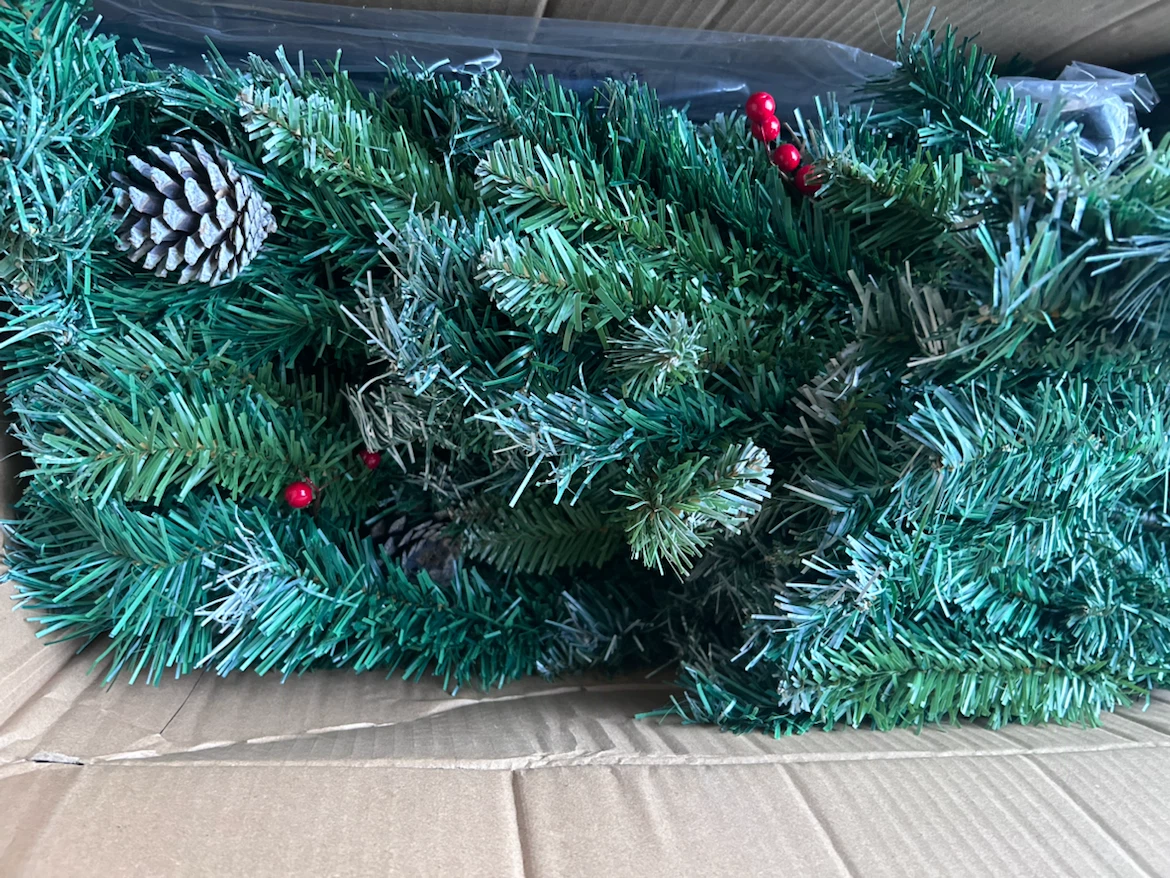 6ft Green Christmas Tree with White Frost - photo 2