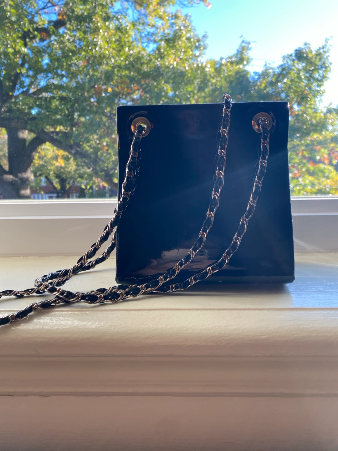 Black Patent Chain Strap Handbag - photo 3