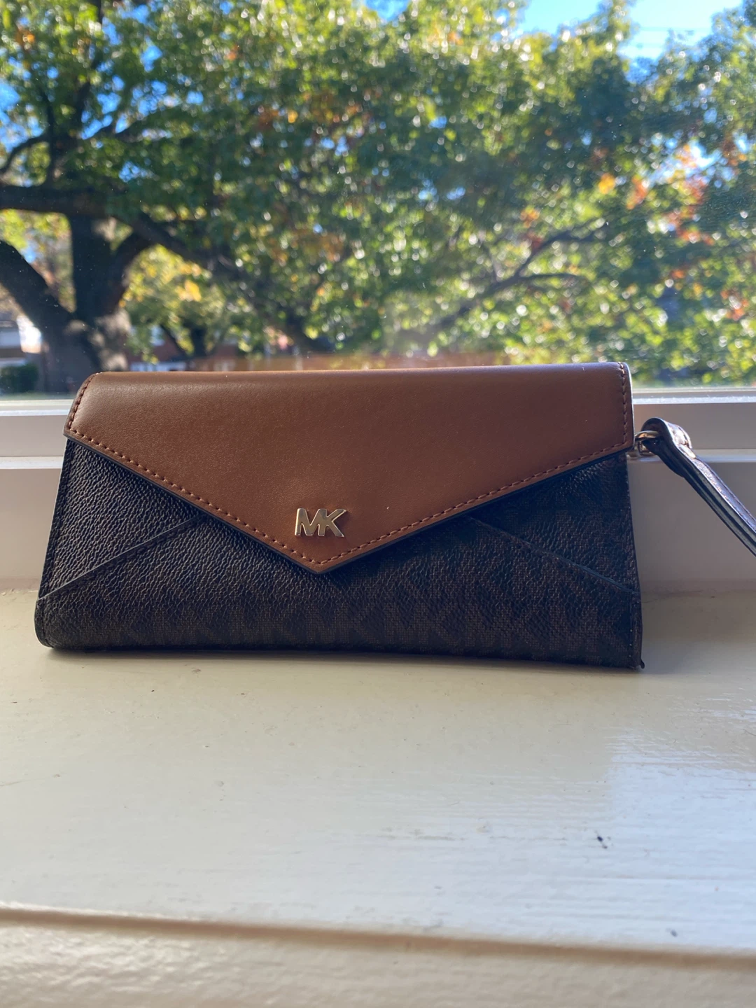 Michael Kors MK Envelope Wallet