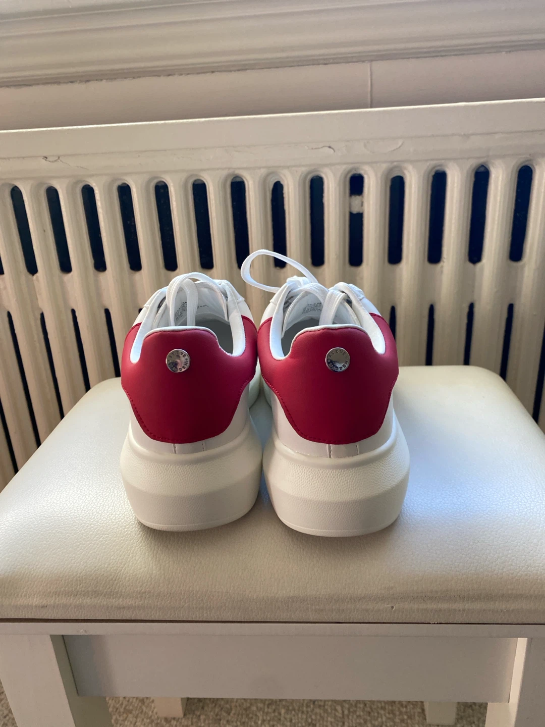 Steve Madden White and Red Sneakers - photo 2