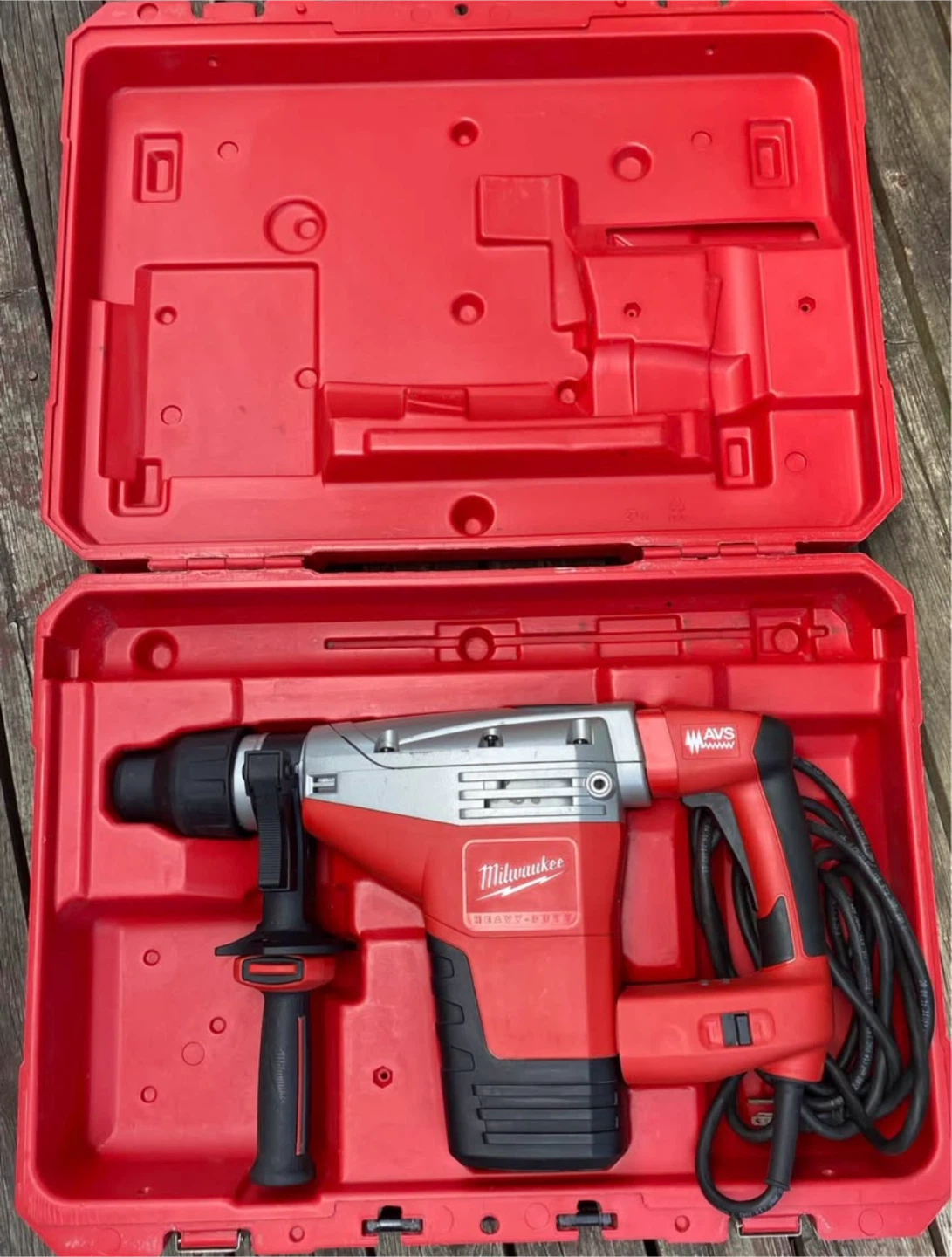 Milwaukee 1-3/4” SDS-Max Model 5426-21 FOR PARTS/REPAIR ONLY –