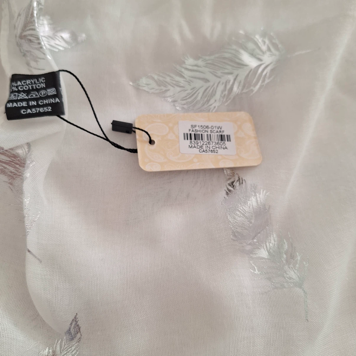 Cherie Bliss White and Silver Feather Fashion Scarf - photo 2