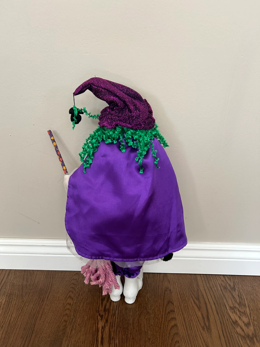 CUTE 24” TALL HALLOWEEN WITCH (READ LISTING) - photo 3
