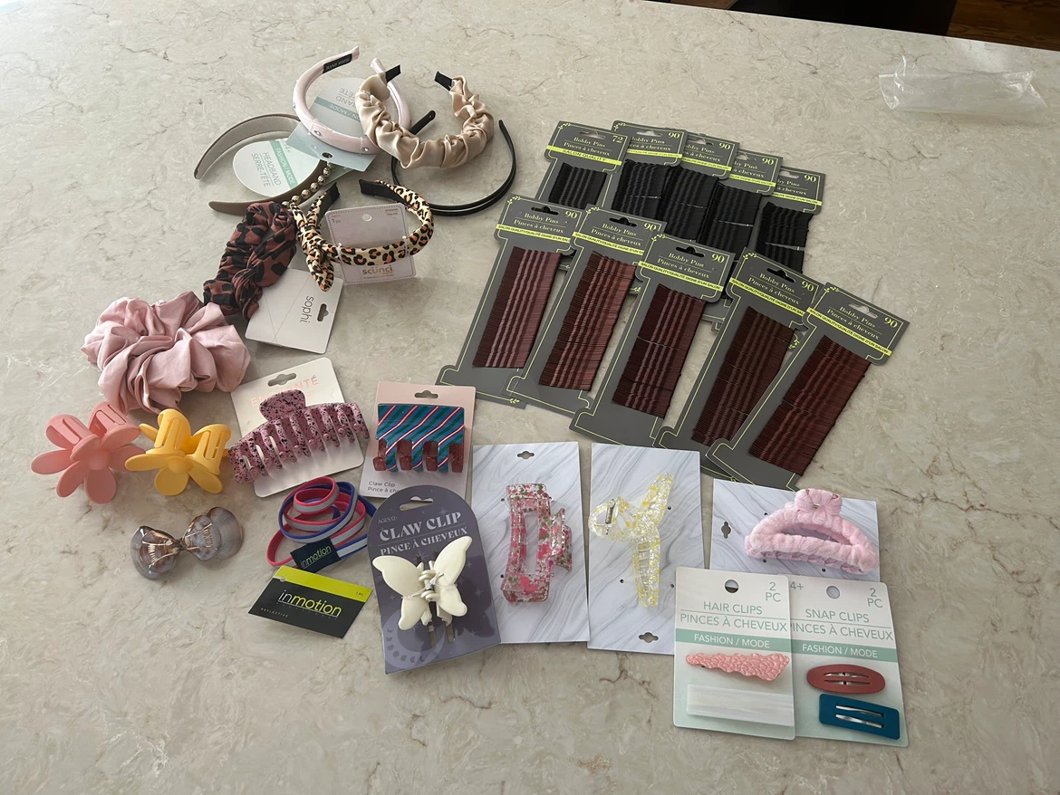 ASSORTED BRAND NEW HAIR ACCESSORIES (READ LISTING)