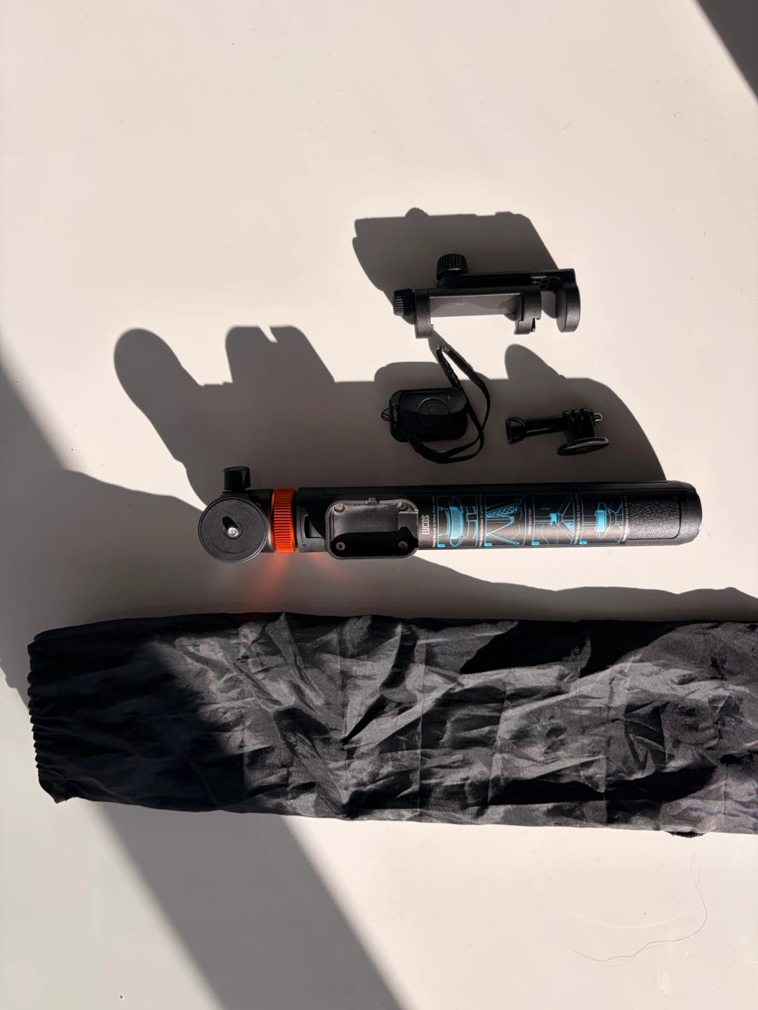 EUCOS 62-inch Phone Tripod and Selfie Stick - photo 2