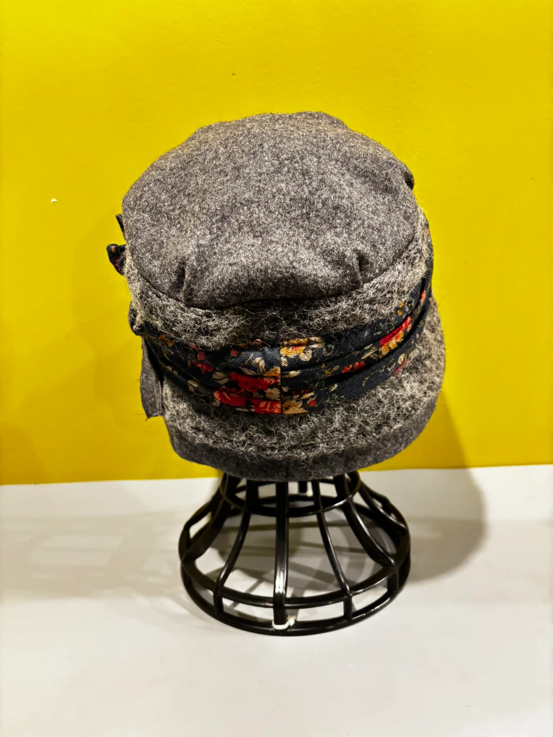 Gray Felted Cloche Hat with Floral Bow Detail - photo 4