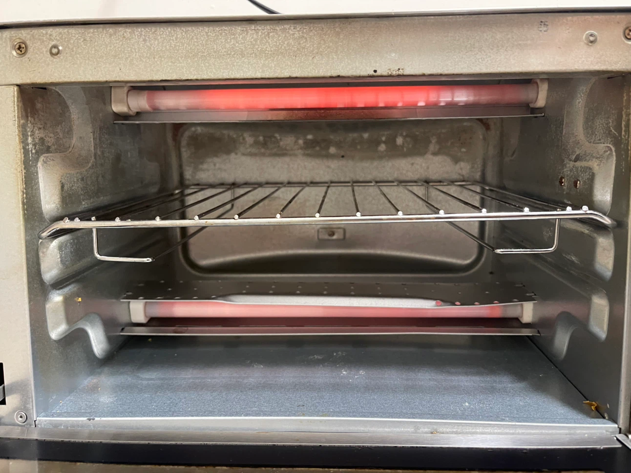 Hamilton Beach Toaster Oven - photo 2
