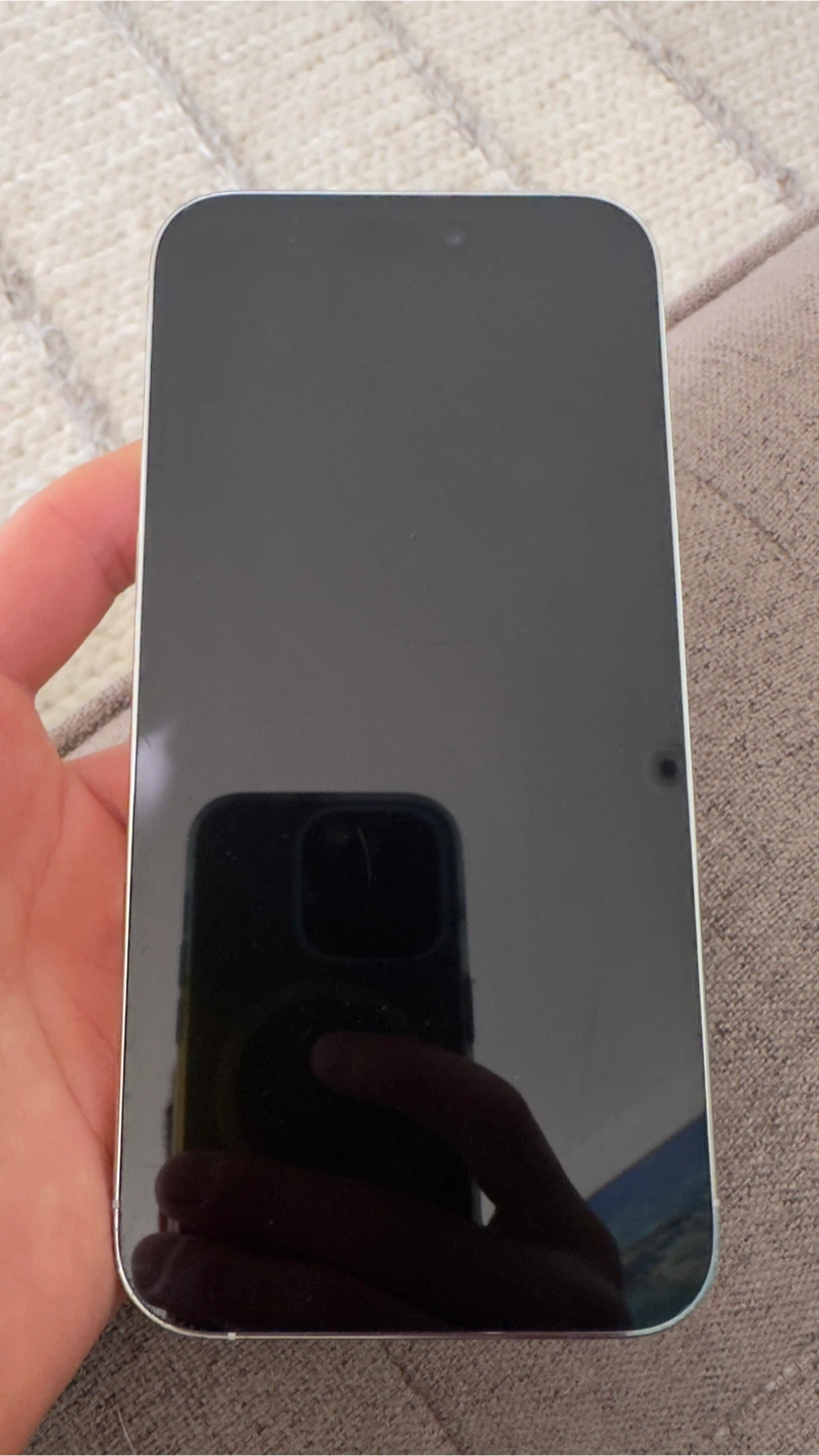 iPhone 14 Pro max Silver - Good condition