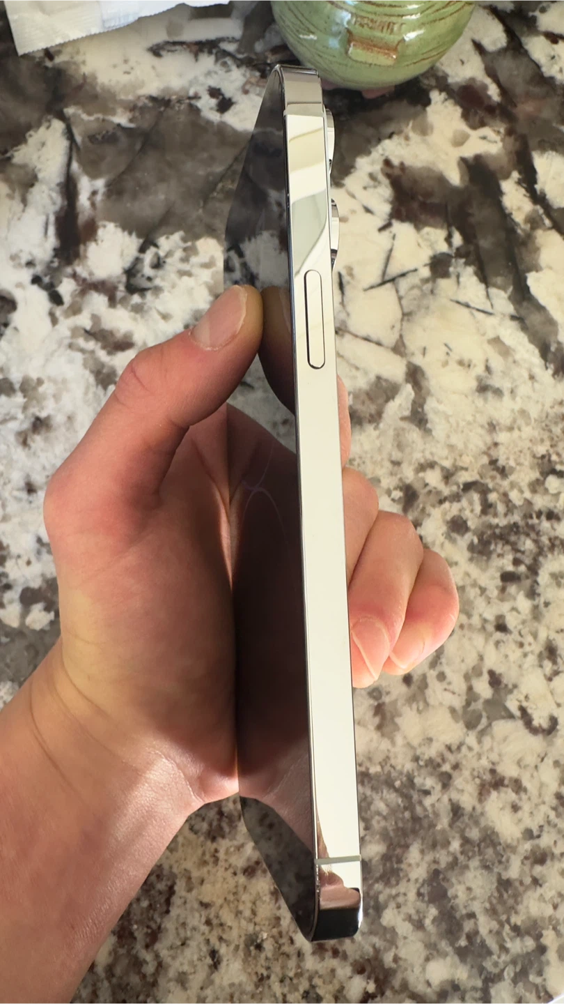 iPhone 14 Pro max Silver - Good condition - photo 4
