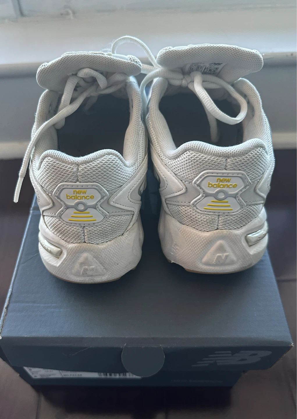 New Balance 725 White Grey Sneakers - photo 3