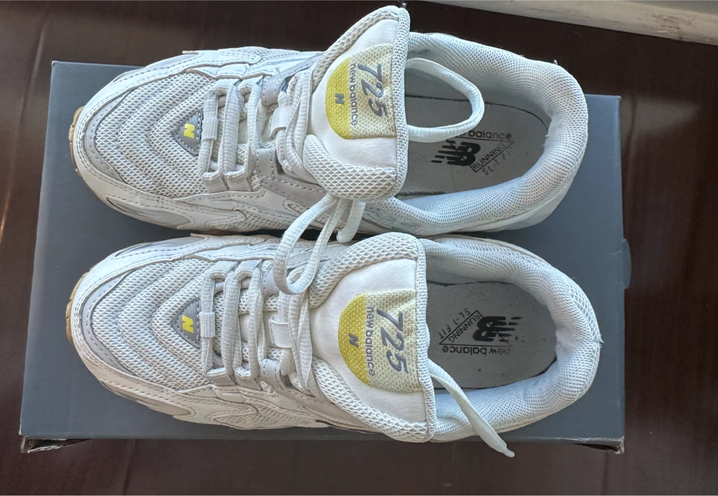 New Balance 725 White Grey Sneakers - photo 4