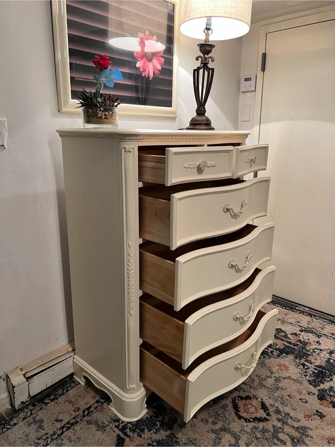 Vintage/French Provincial Style Six-Drawer Dresser Chest - photo 3
