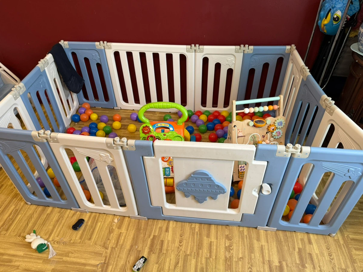 Baby Playpen with Door, Blue and White
