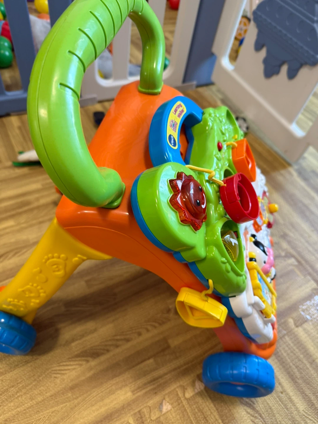 VTech Sit-to-Stand Learning Walker - photo 2