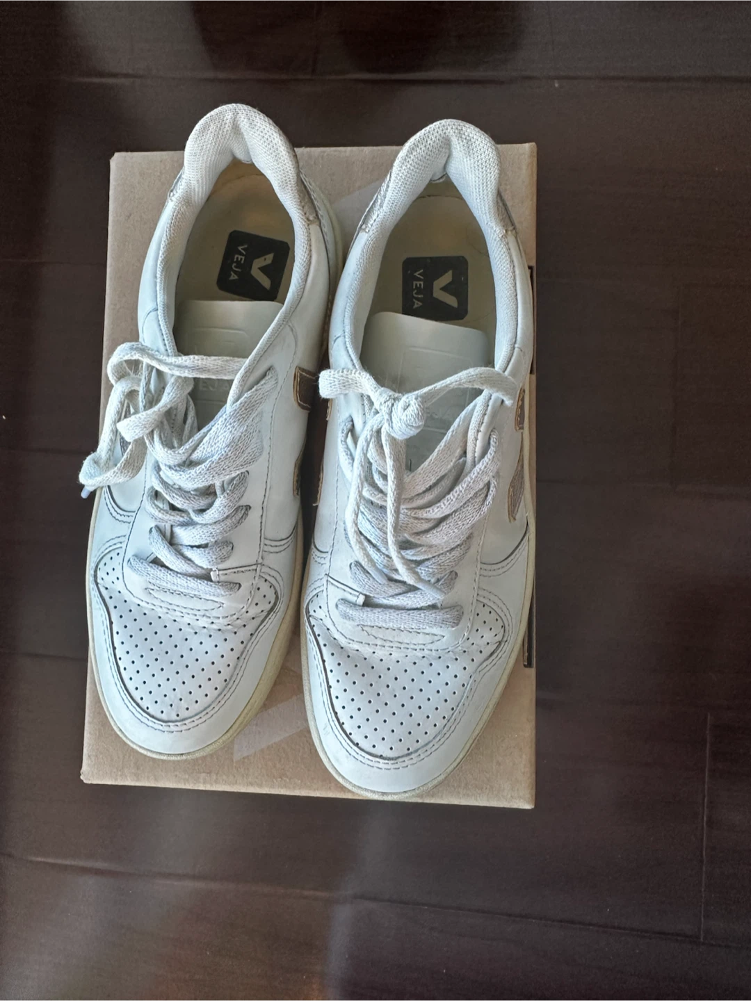 Veja V-10 Perforated Low-Top Sneakers - photo 3