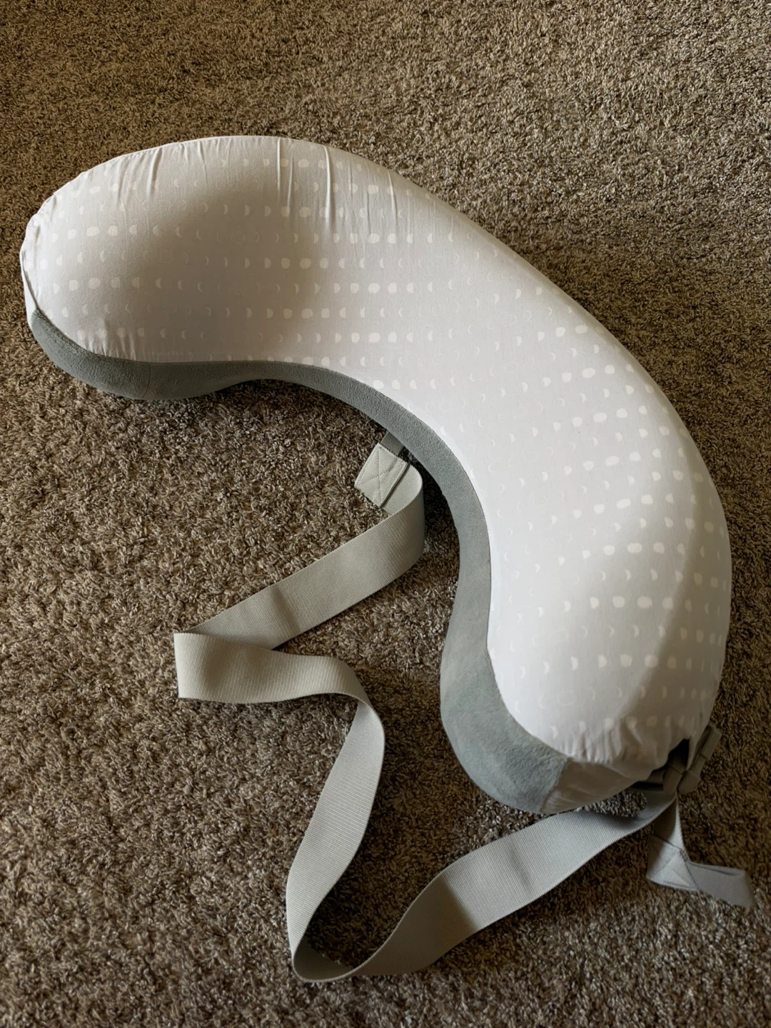 Nursing pillow - photo 2