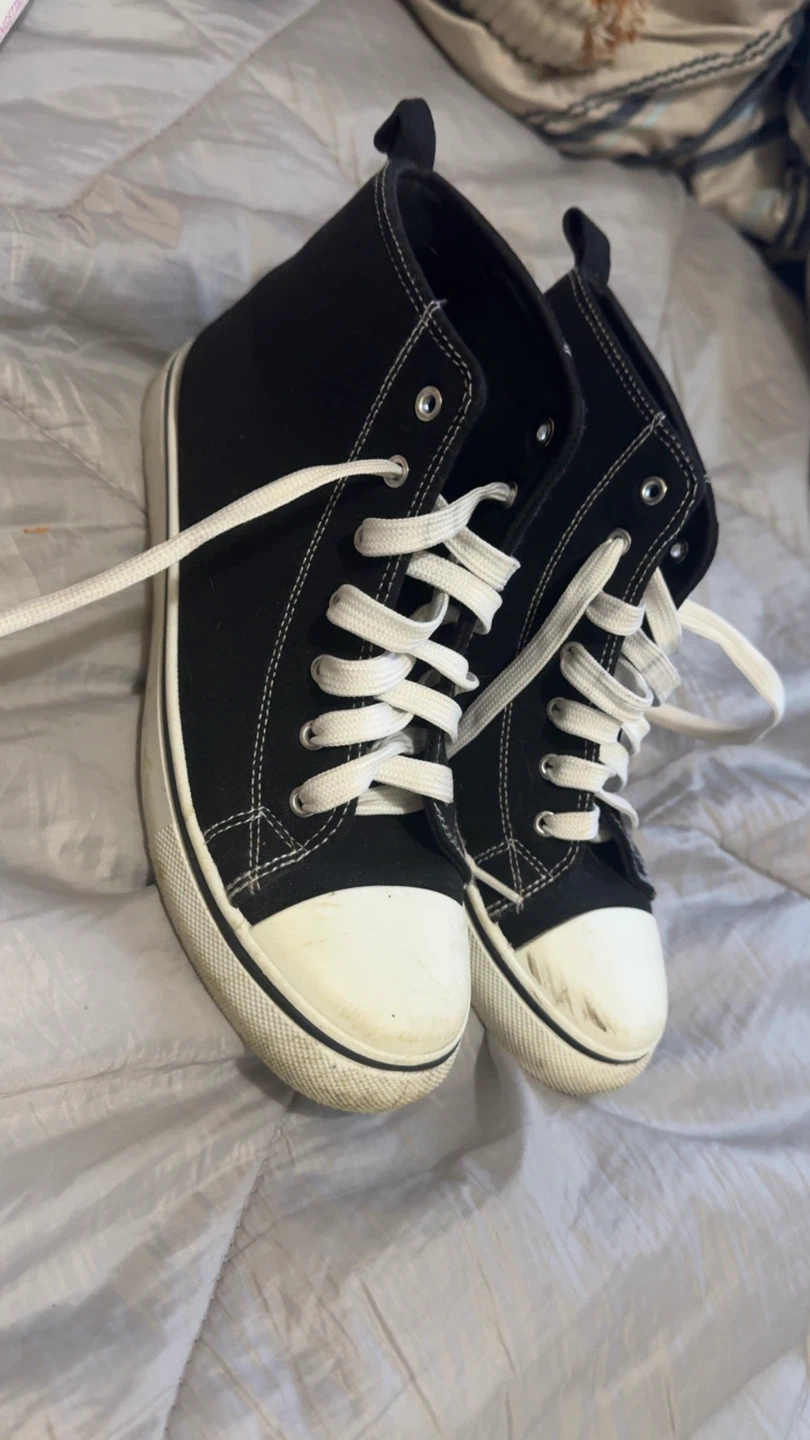 ardene High Top Toe Cap Sneakers Black Size 7