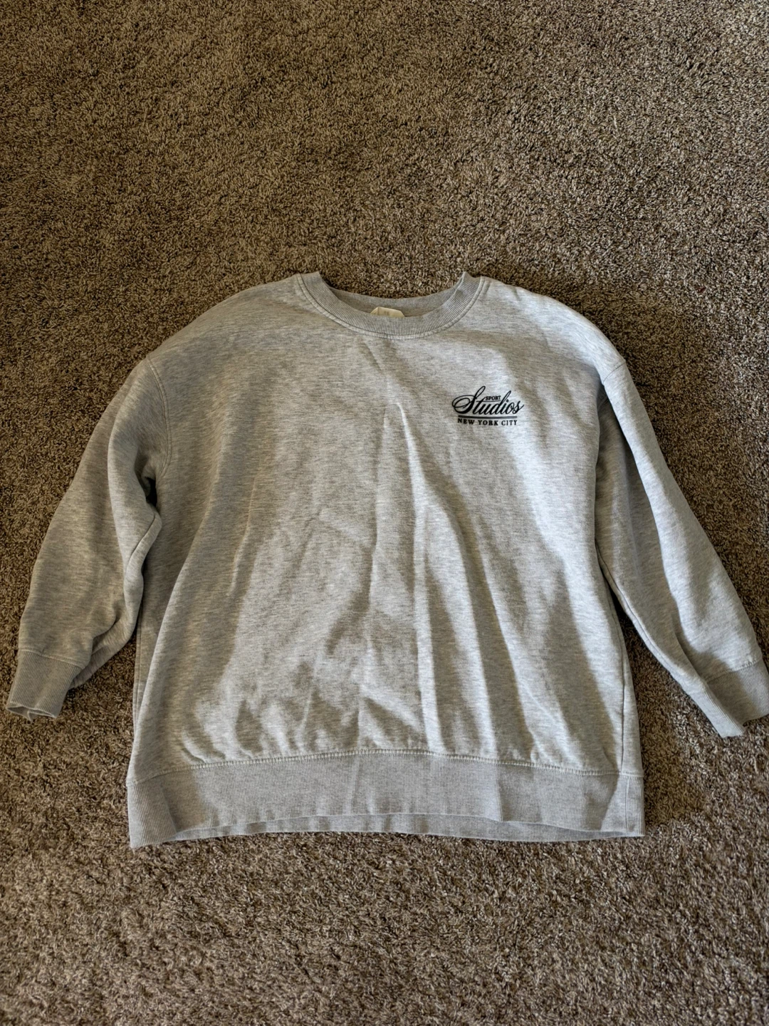 Sweatshirt