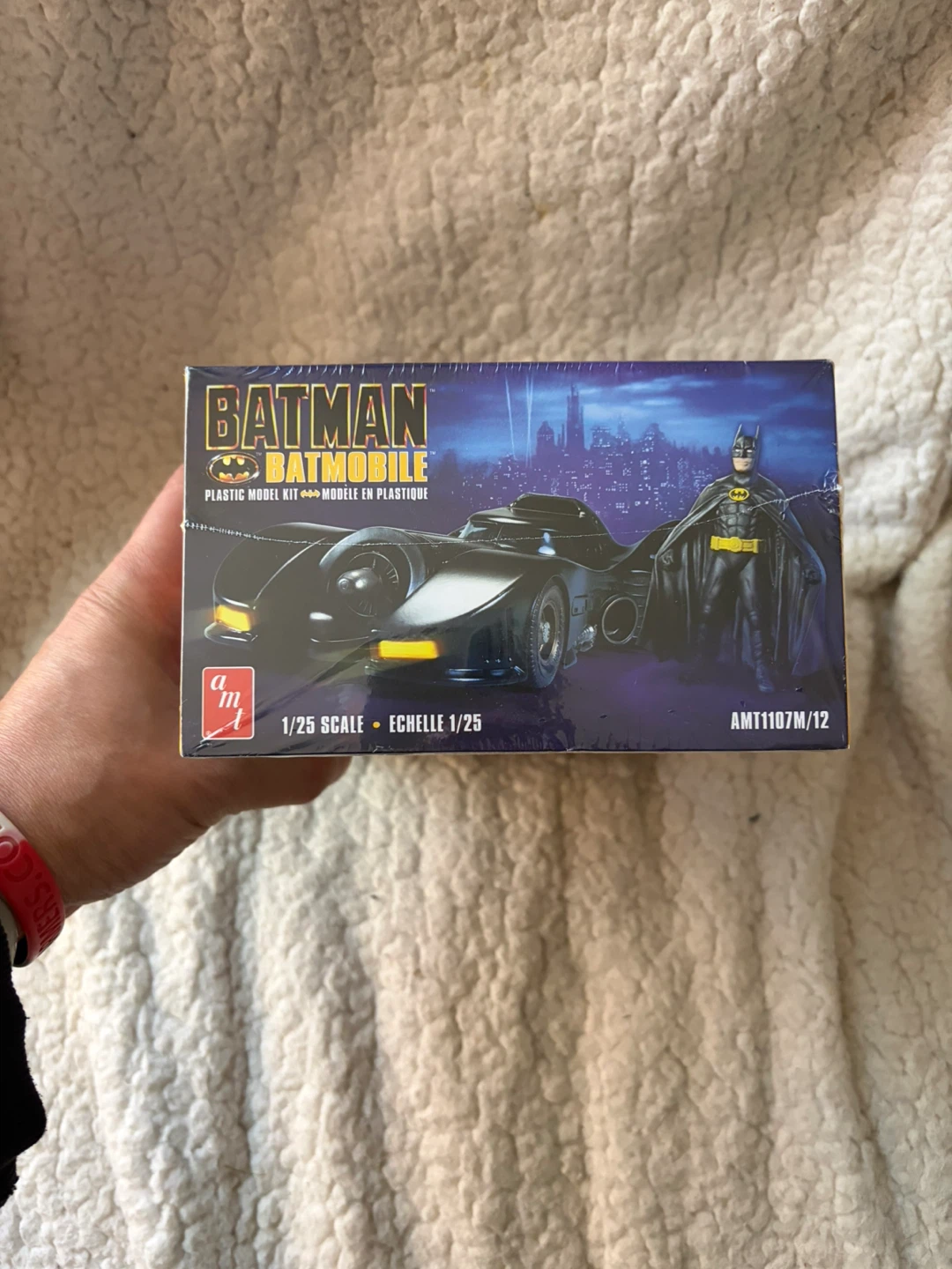 AMT 1/25 Scale Batman Batmobile Model Kit - photo 5