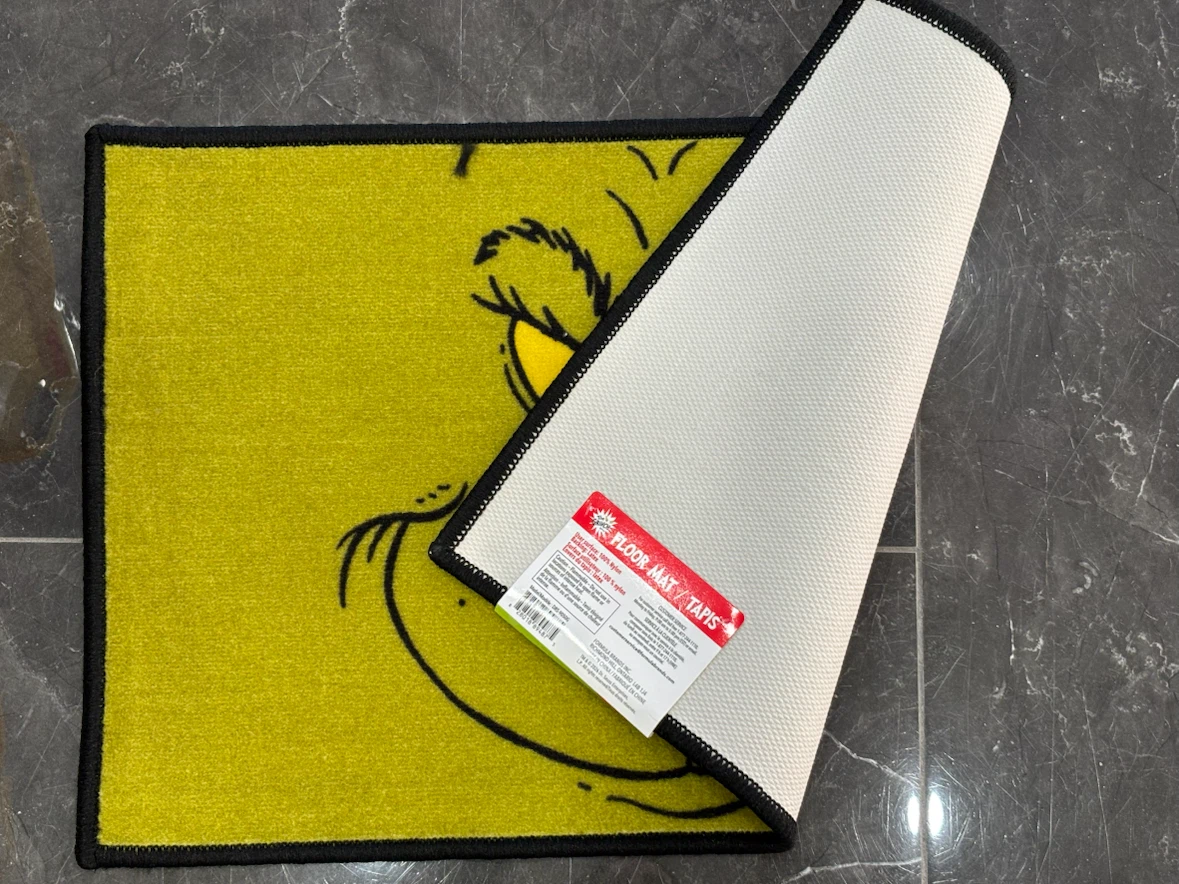 NEW ! GRINCH INDOOR / OUTDOOR FLOOR MAT, NWT - photo 3