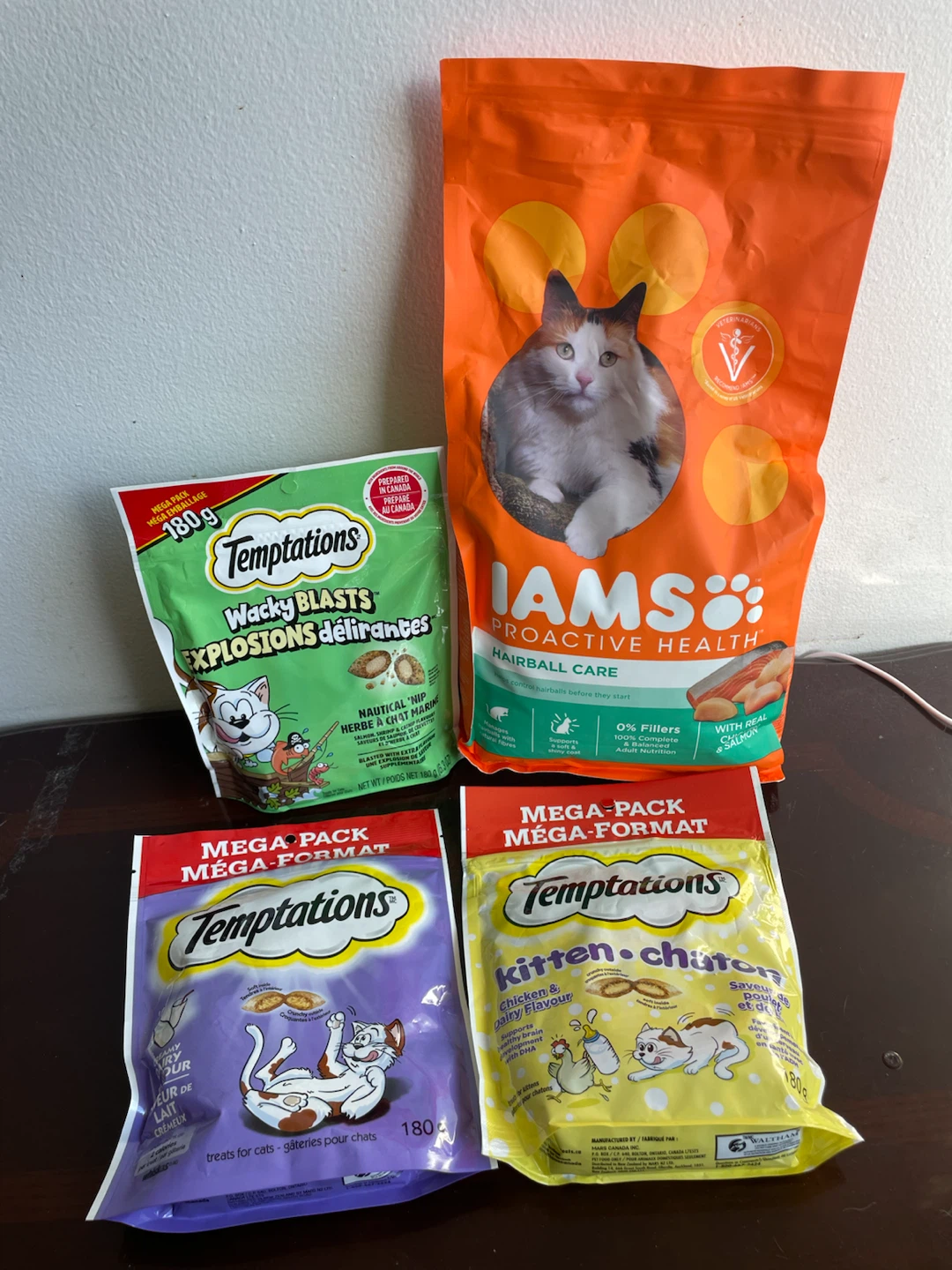 Brand New Cat Food & Treats Lot