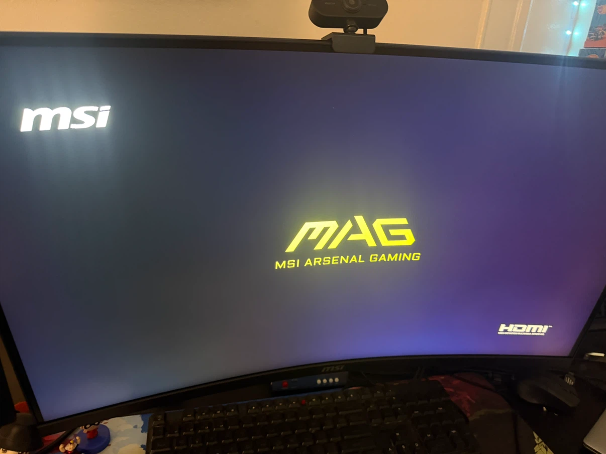MSI MAG 321CQF E1BW 32-inch Gaming Monitor