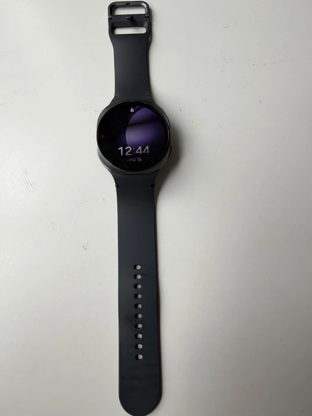 Samsung Galaxy Laptop and Watch - photo 4