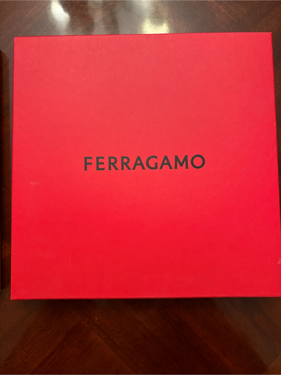 MOVING! Need quick pick up Hermes Ferragamo empty designer boxes - photo 3