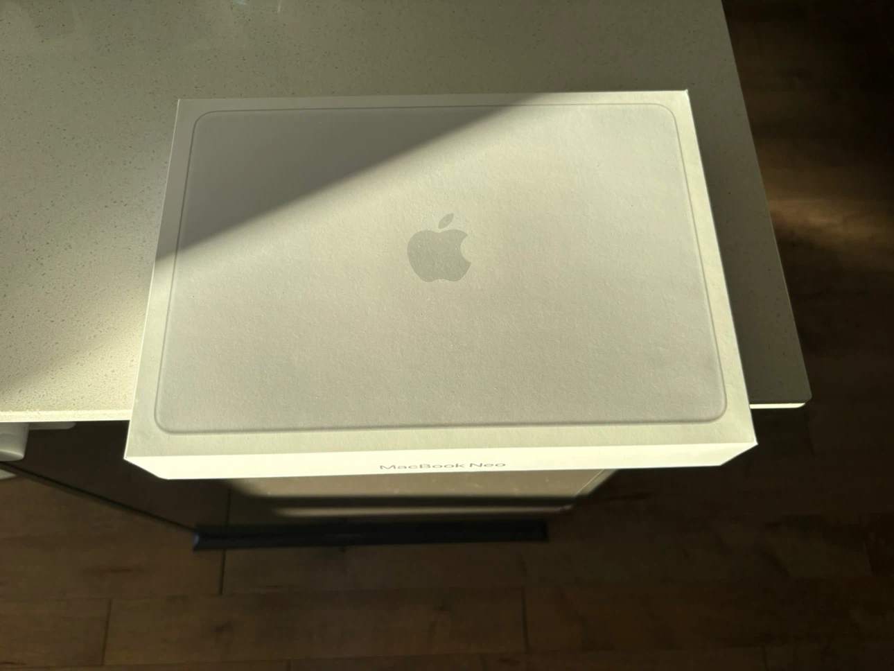 New Macbook Neo Silver 512 GB neuf