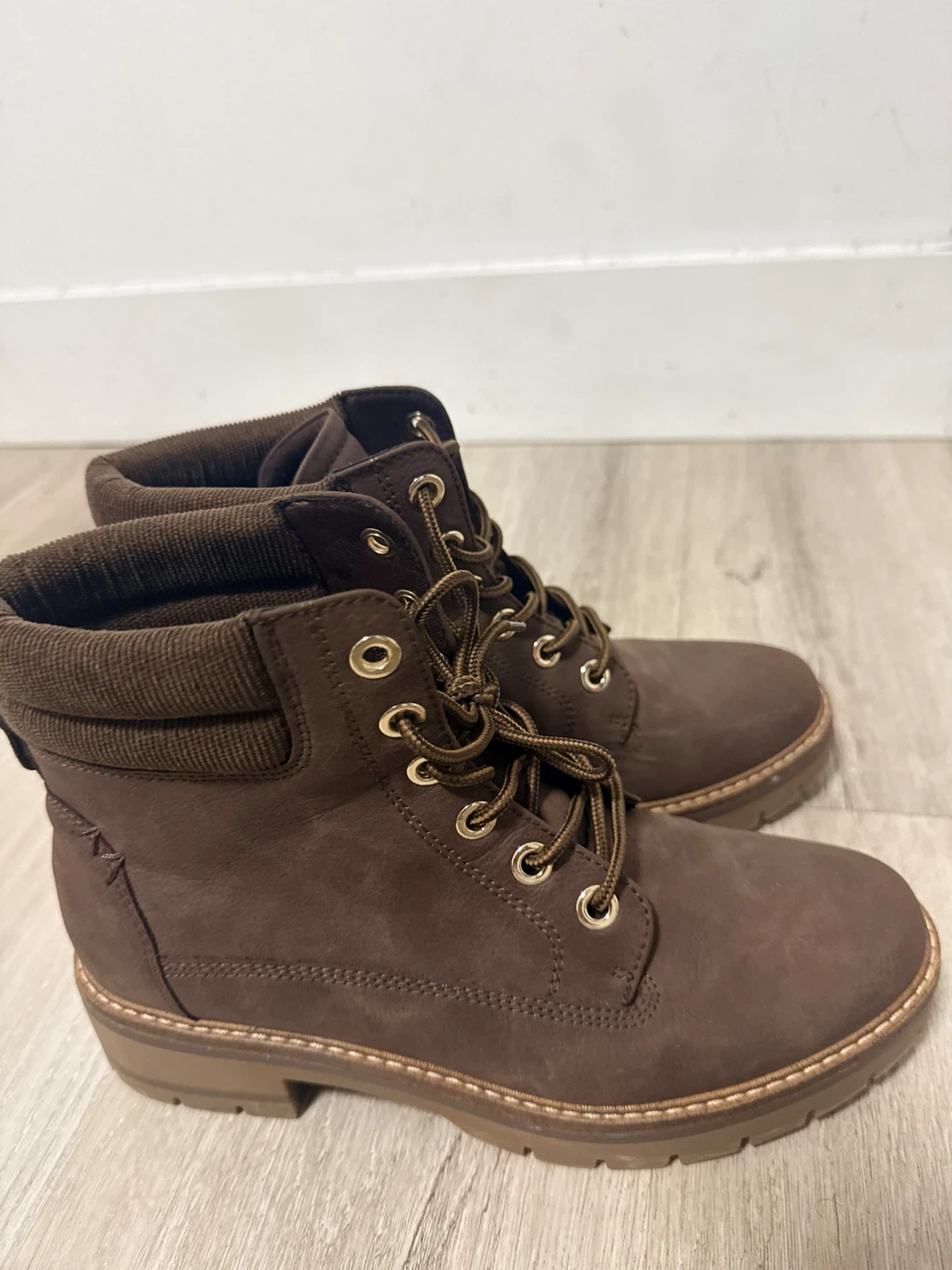 Ellie Brown Ankle Boots Size 10