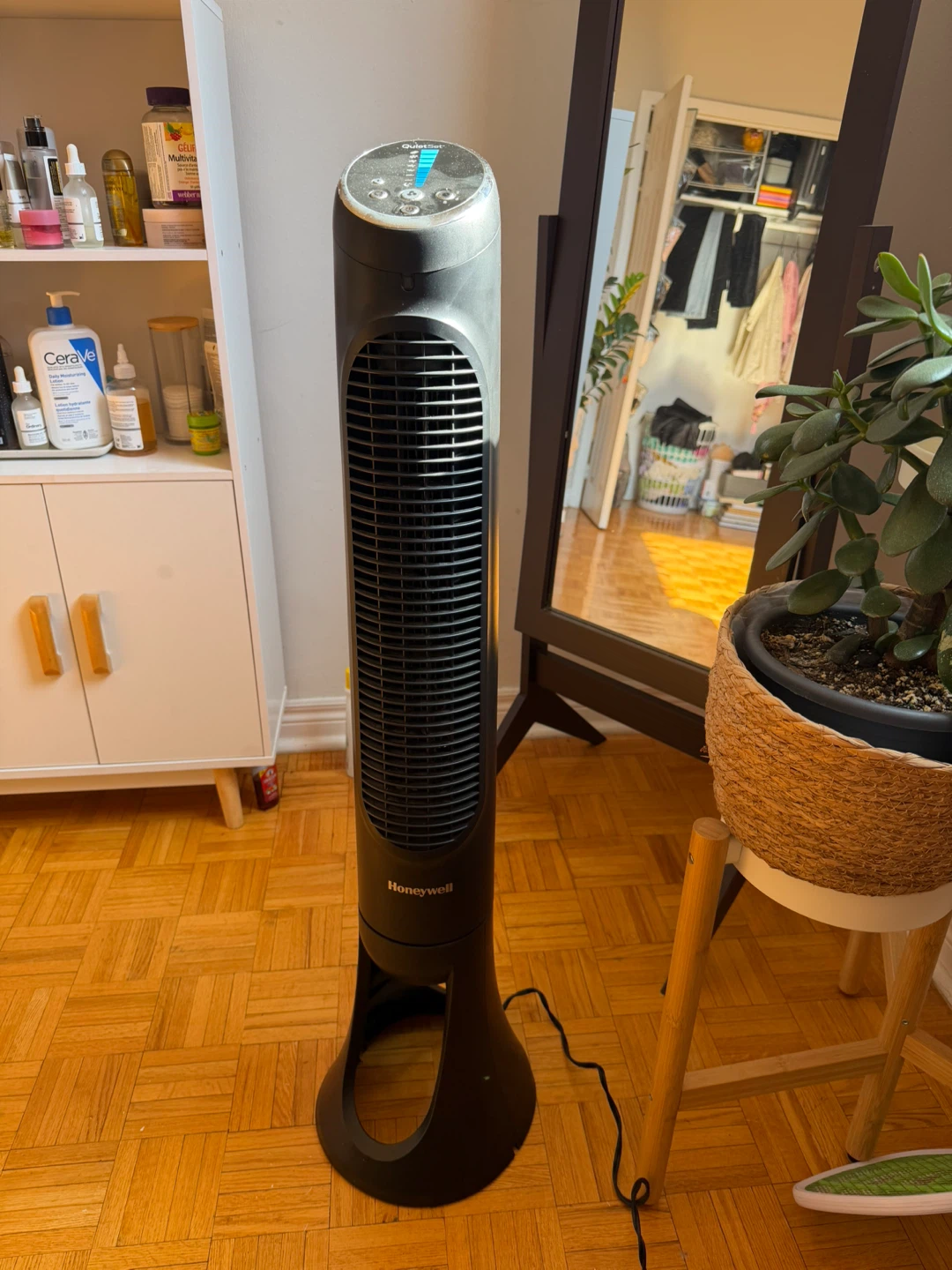 Honeywell QuietSet Tower Fan