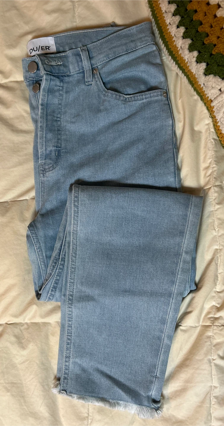 DU/ER Crop Light Wash Denim Jeans