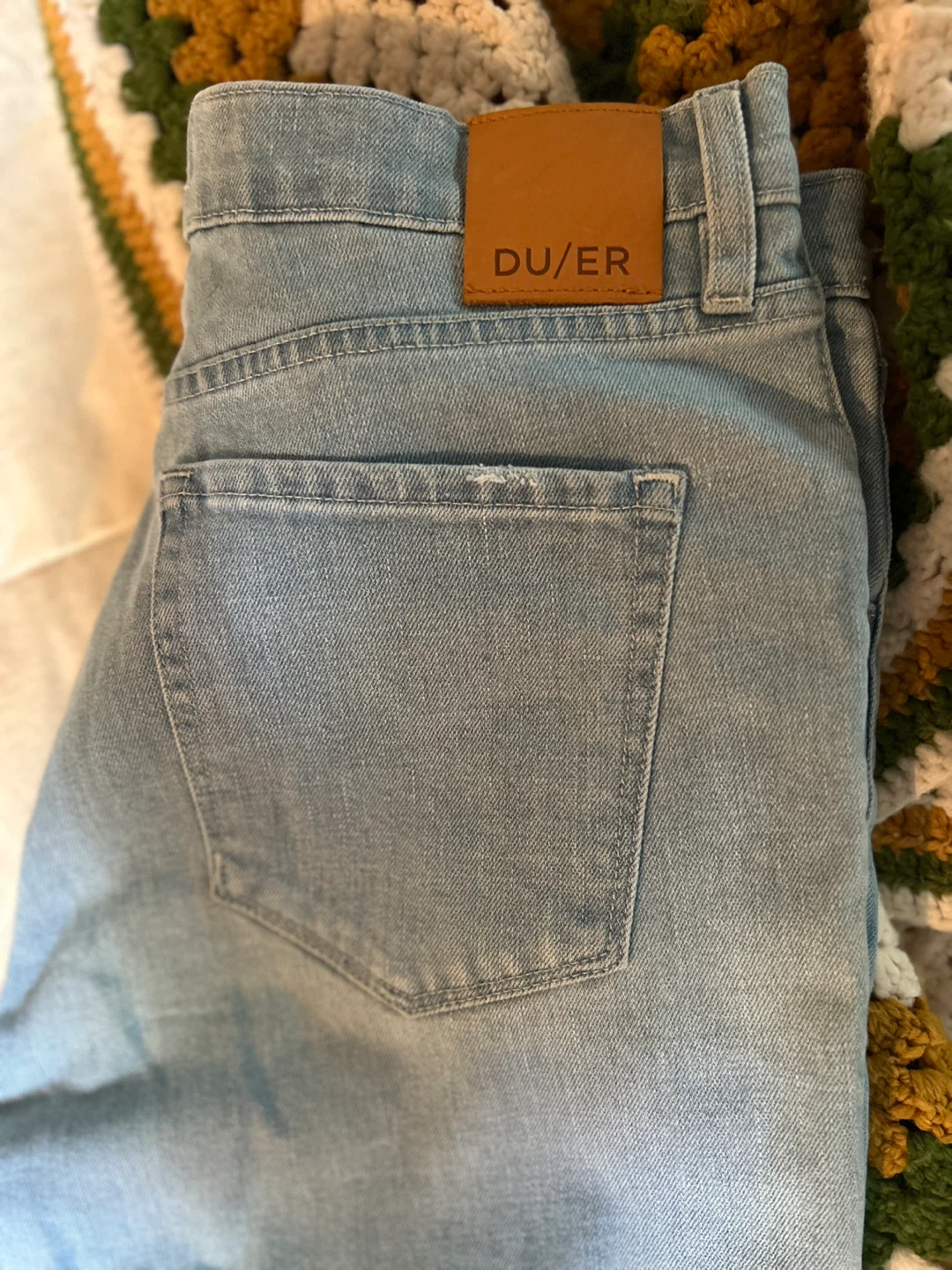 DU/ER Crop Light Wash Denim Jeans - photo 2