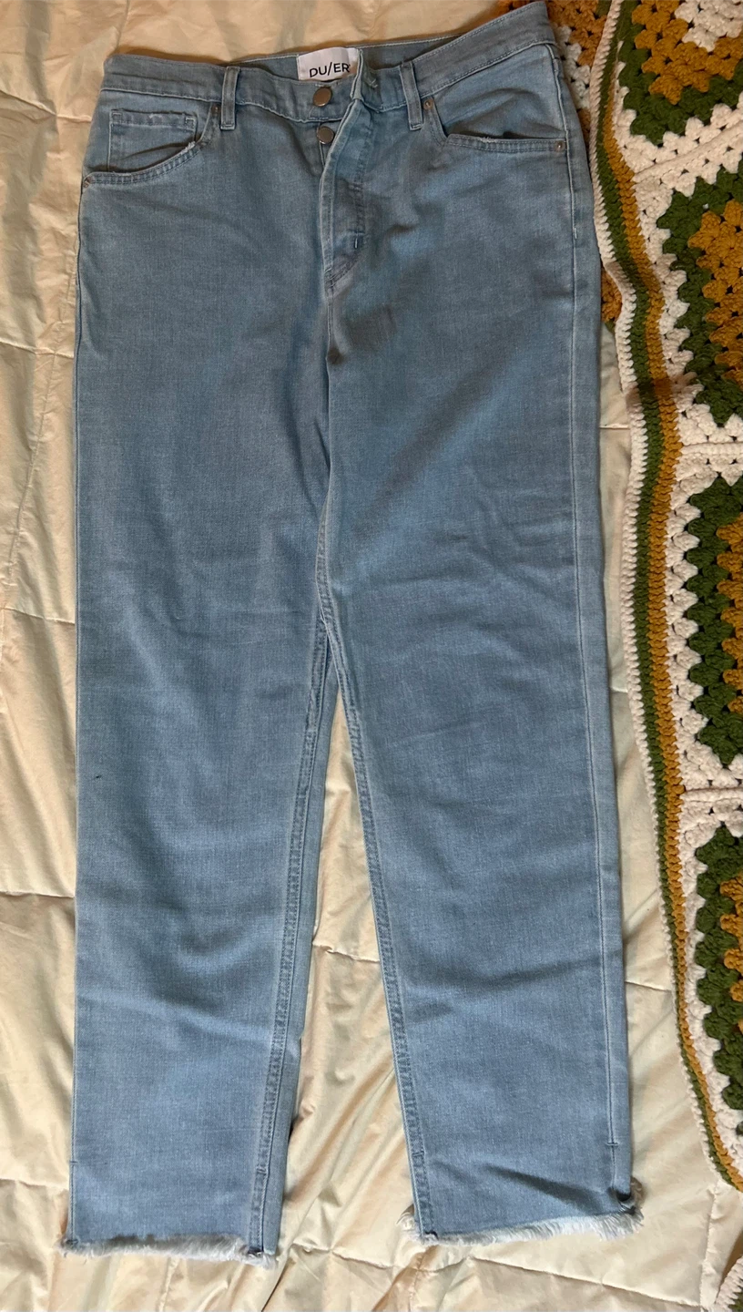 DU/ER Crop Light Wash Denim Jeans - photo 3