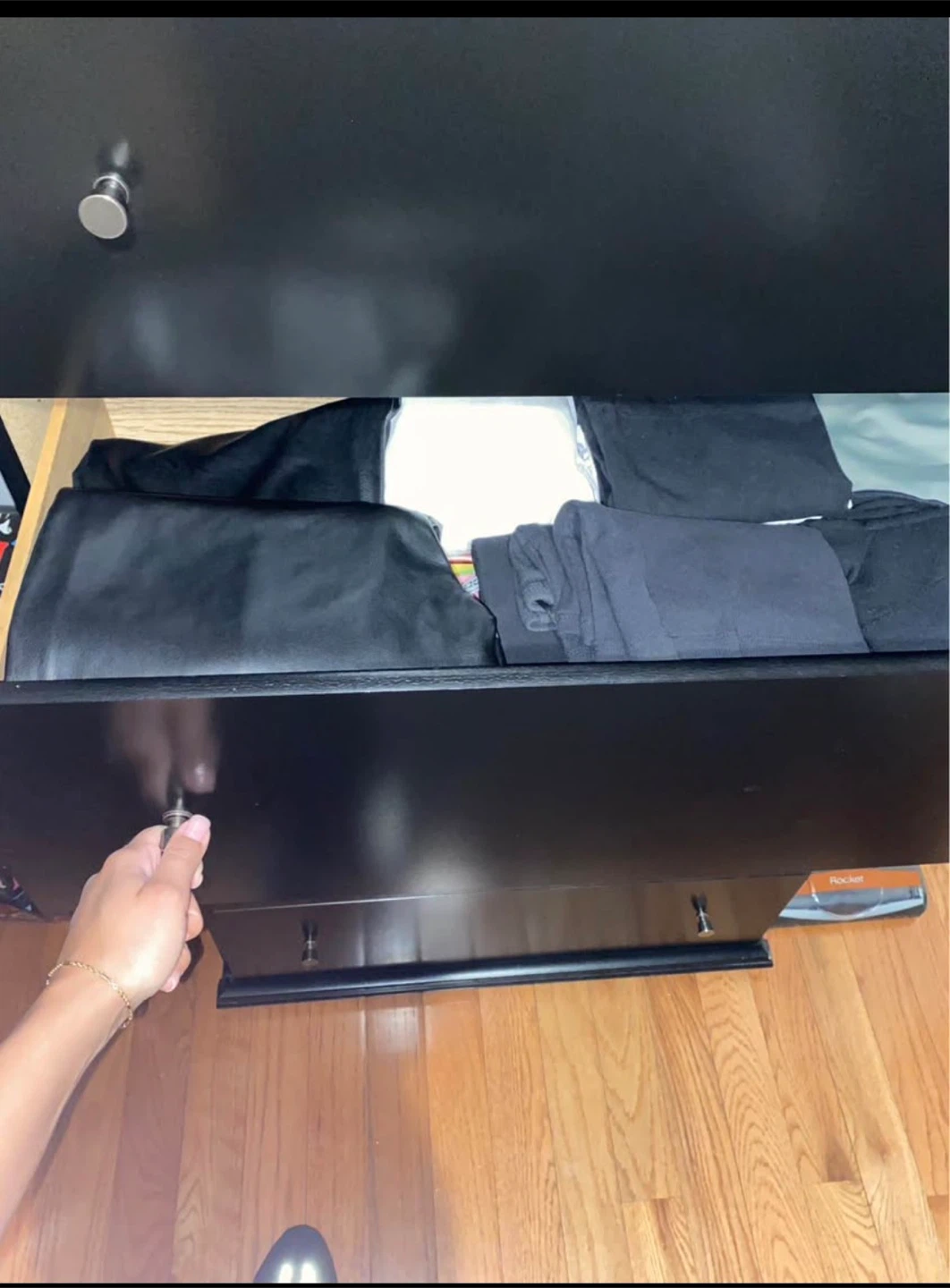 Black 5-Drawer Dresser - photo 3