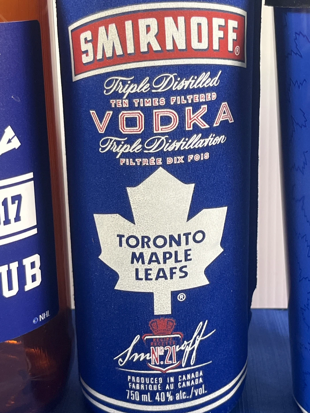 Toronto Maple Leafs Man Cave Bar Pack (5-Piece Bundle) 🏒 - photo 3