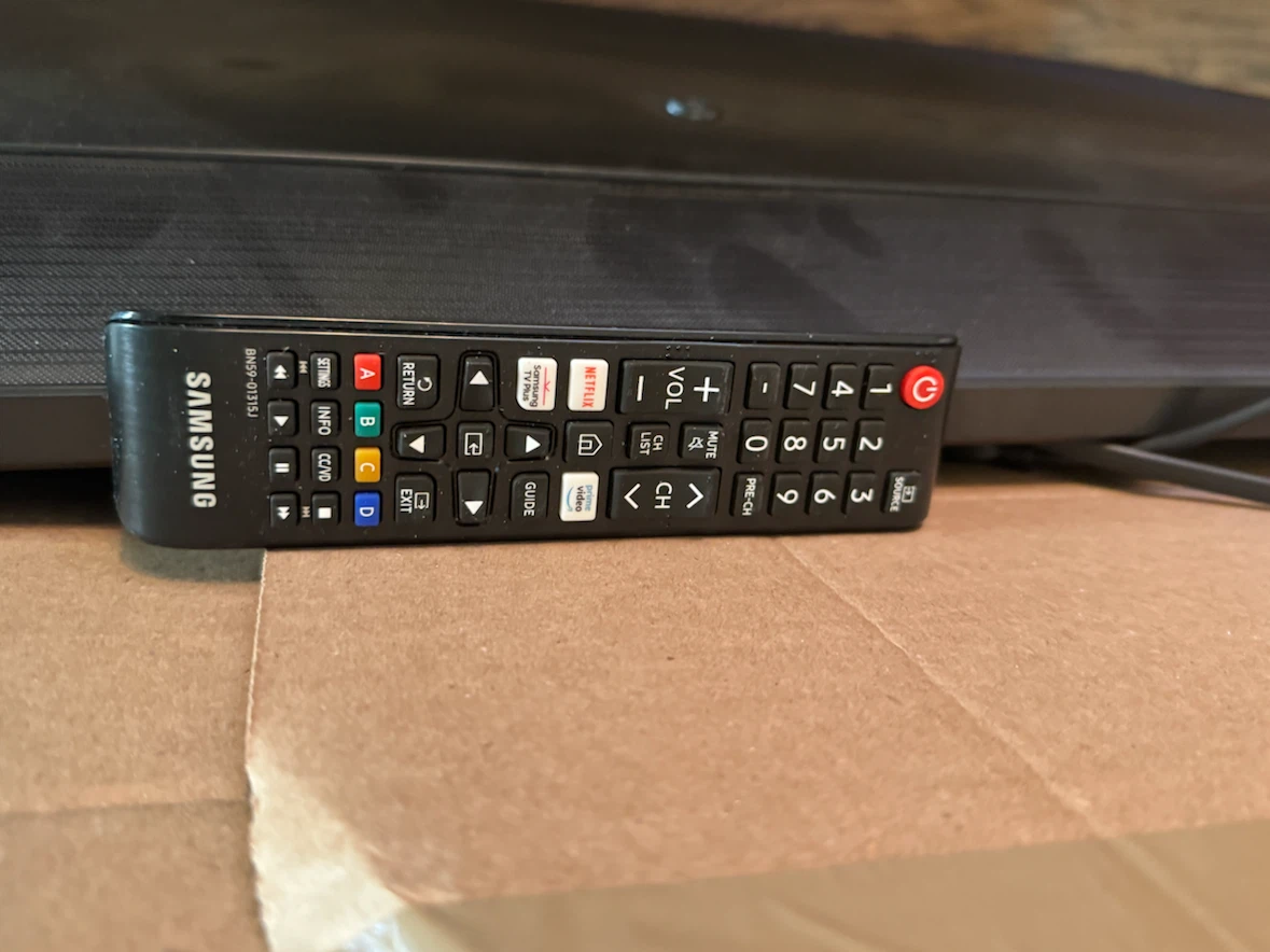 Samsung 52 - inch Smart TV - photo 4