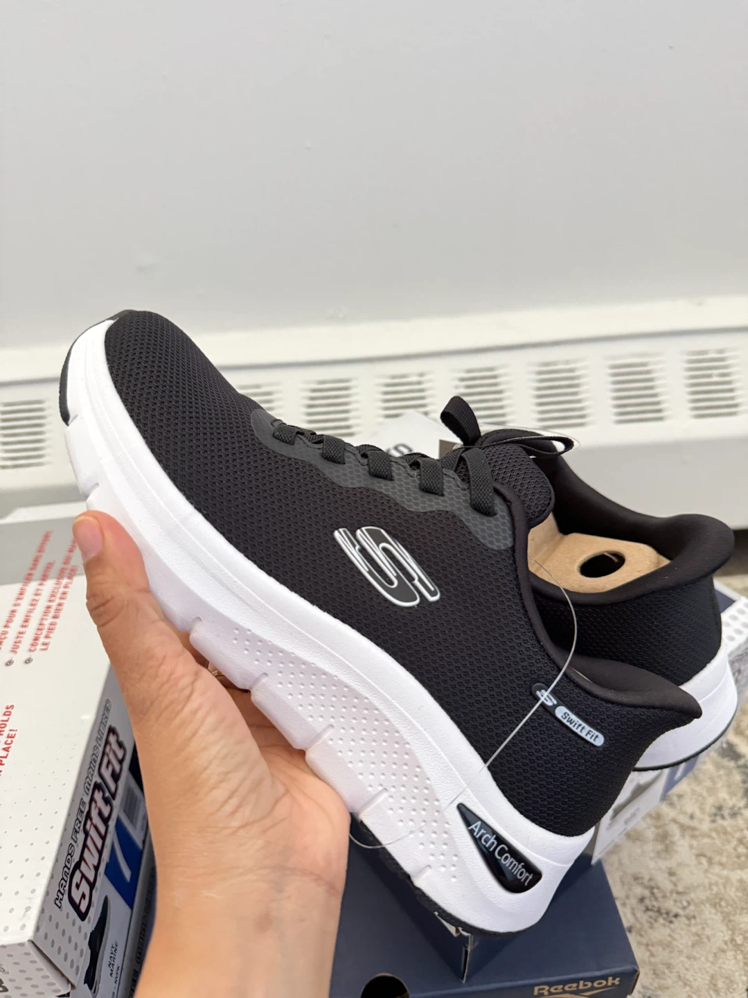 Skechers Hands Free Swift Fit Sneakers - photo 2