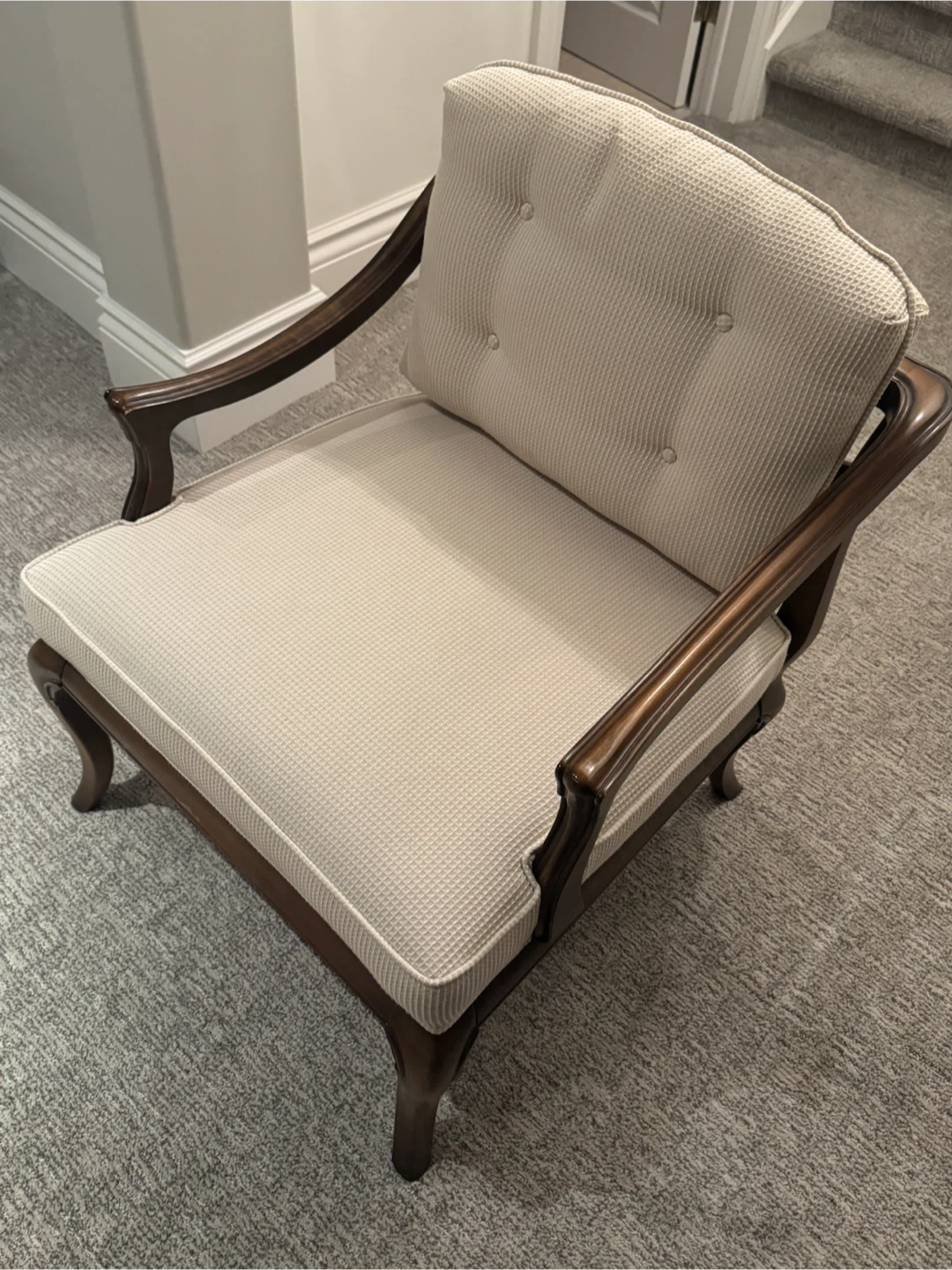 Vintage Style Accent Chair