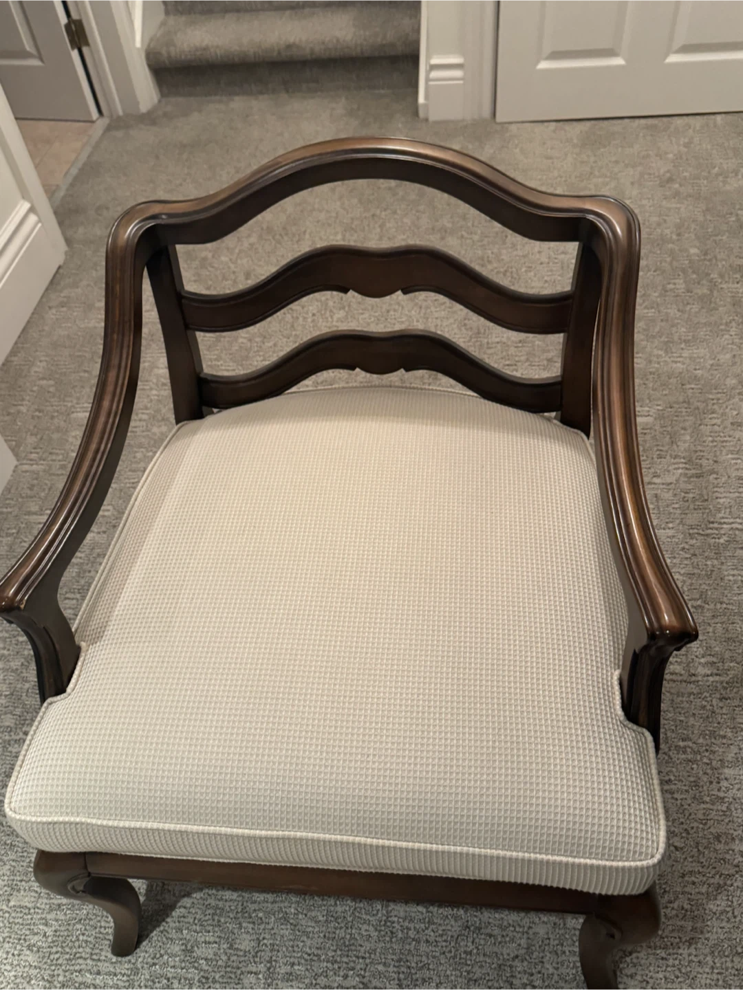 Vintage Style Accent Chair - photo 2