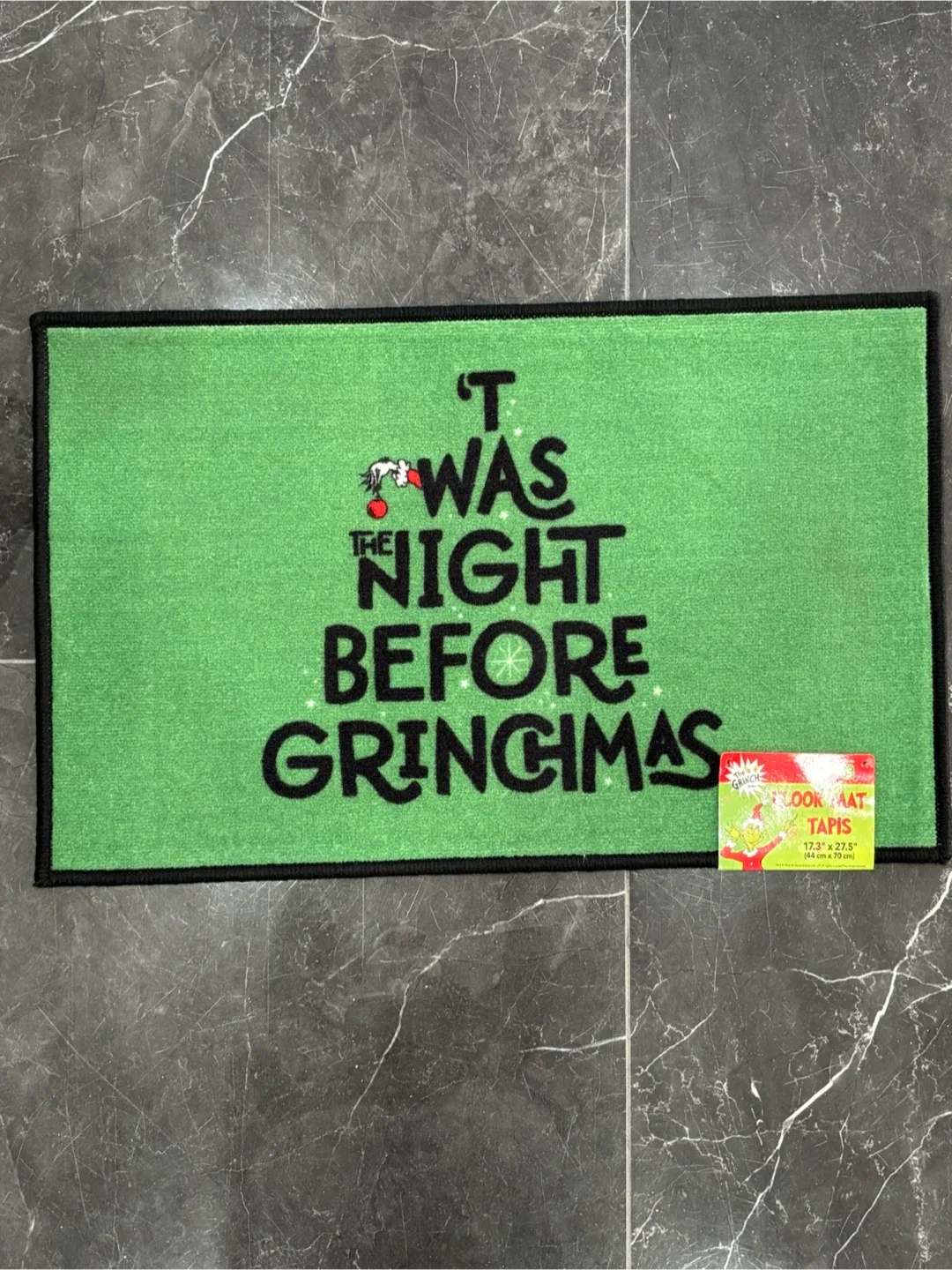 NEW ! DR. SEUSS THE GRINCH CHRISTMAS INDOOR / OUTDOOR FLOOR MAT - photo 3