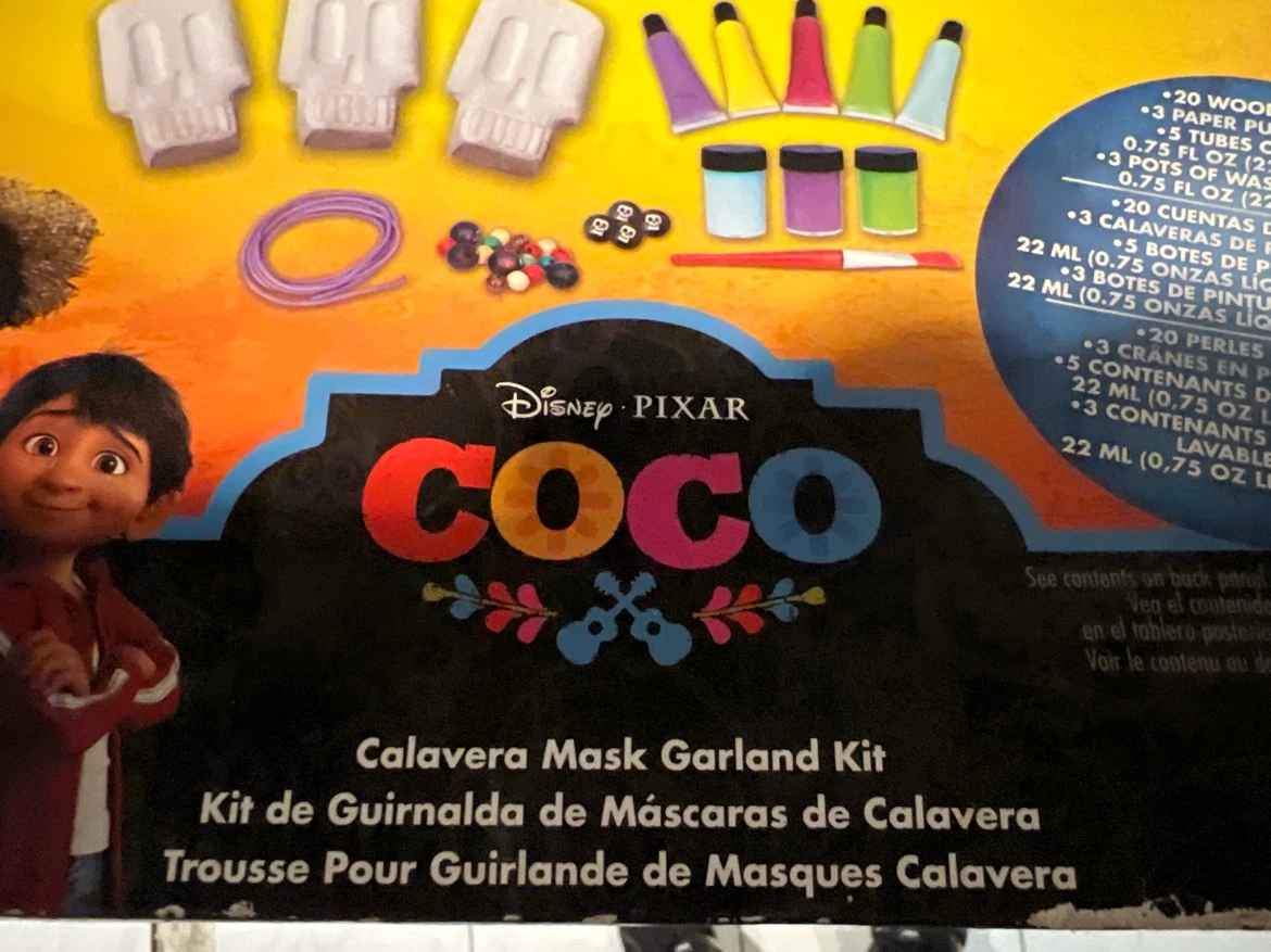 Disney Pixar Coco Calavera Mask Garland Craft Kit - photo 2