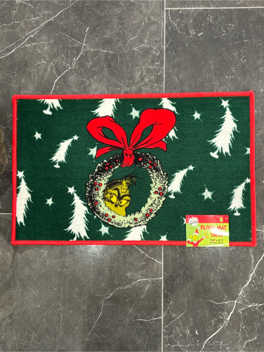 NEW ! DR. SEUSS THE GRINCH CHRISTMAS INDOOR / OUTDOOR FLOOR MAT - photo 3