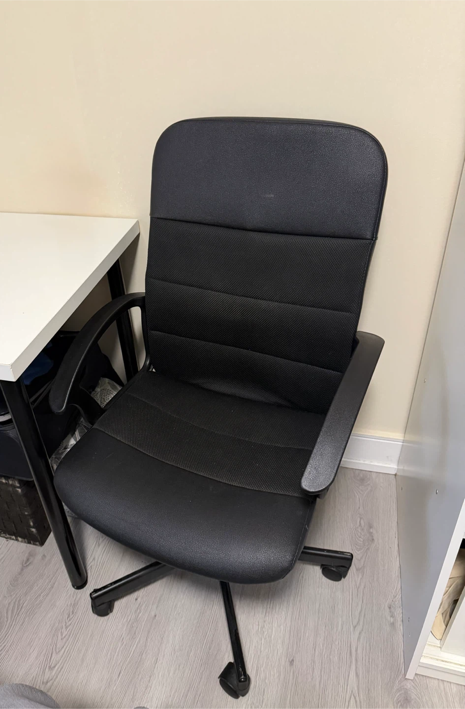 Black Office Chair